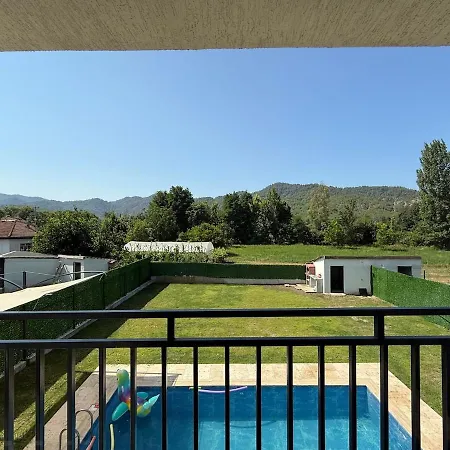 Villa Mila With Pool